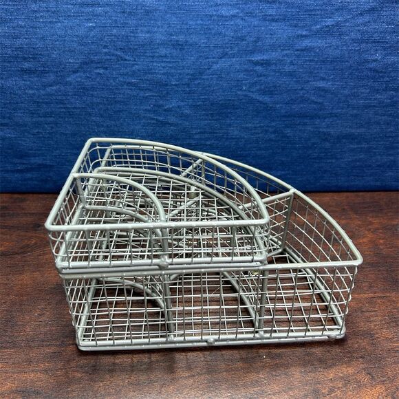 mDesign 2-Tier Corner Wire Storage Basket Silver Metal Organizer Space-Saving - Picture 2 of 5